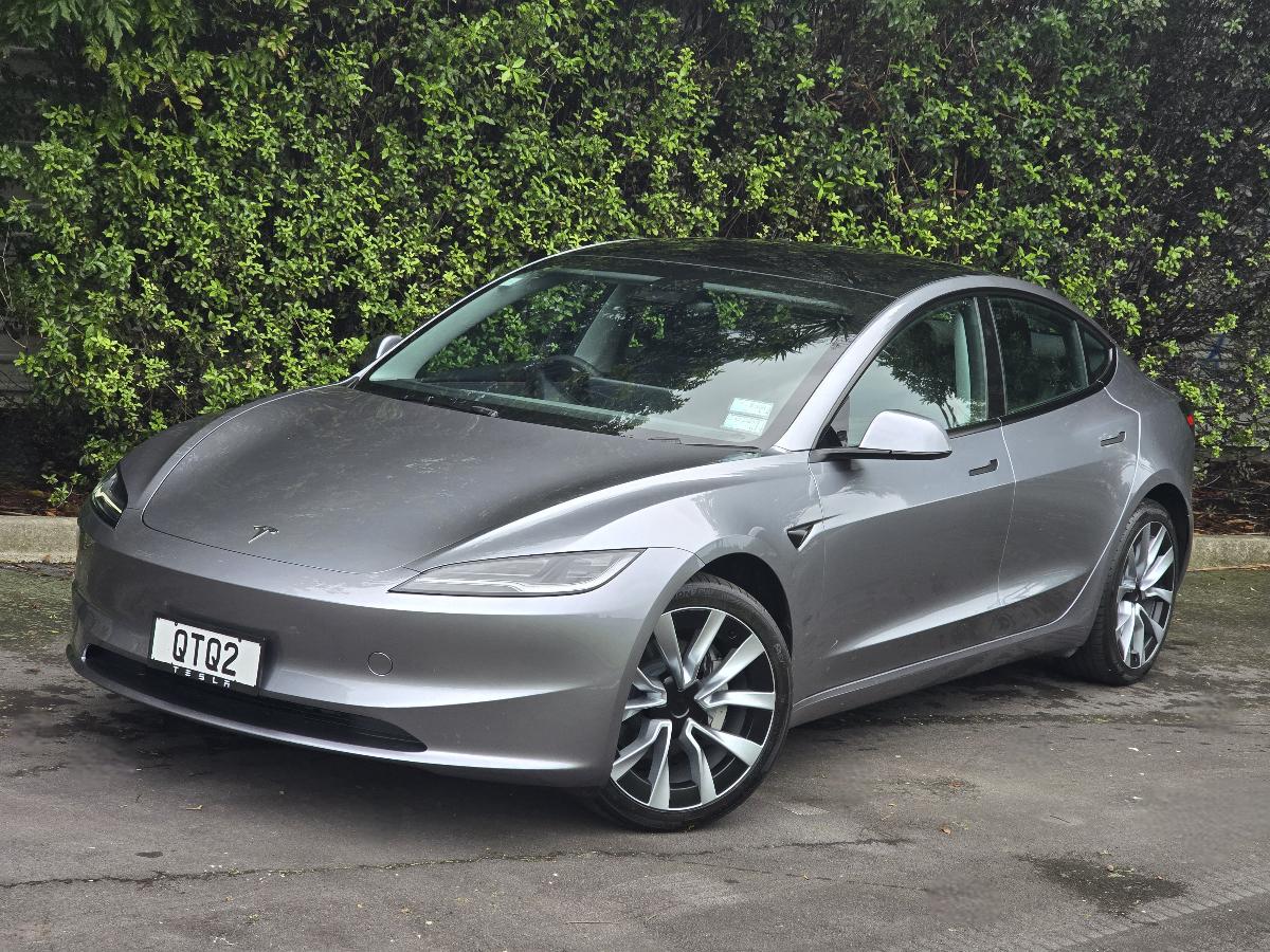Tesla Model 3 RWD